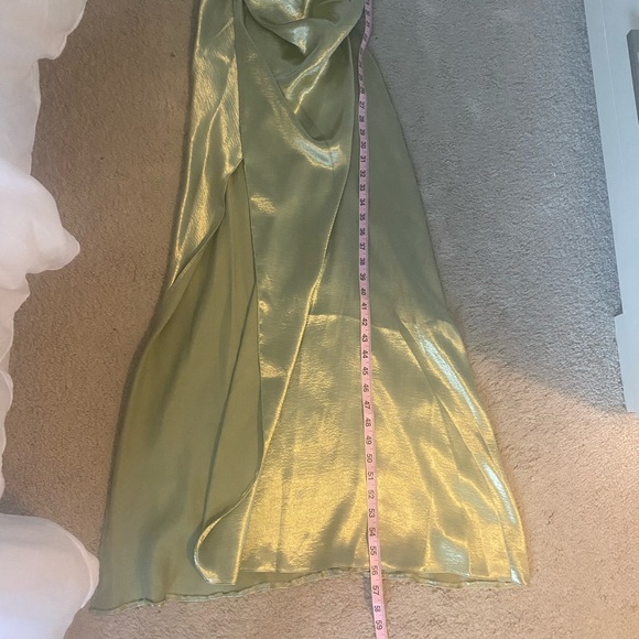 NWT ASOS DESIGN one shoulder satin maxi dress - Picture 5 of 7